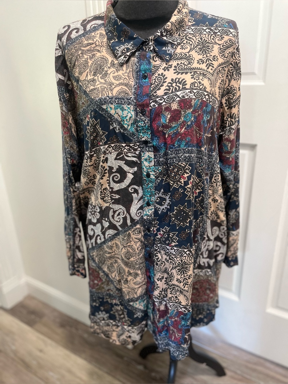 Tolani Collection XL patchwork print top/dress made in India Navy, Beige & Teal